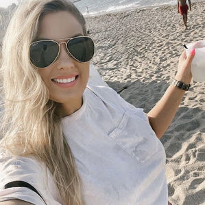 Meet your Posher, Leah